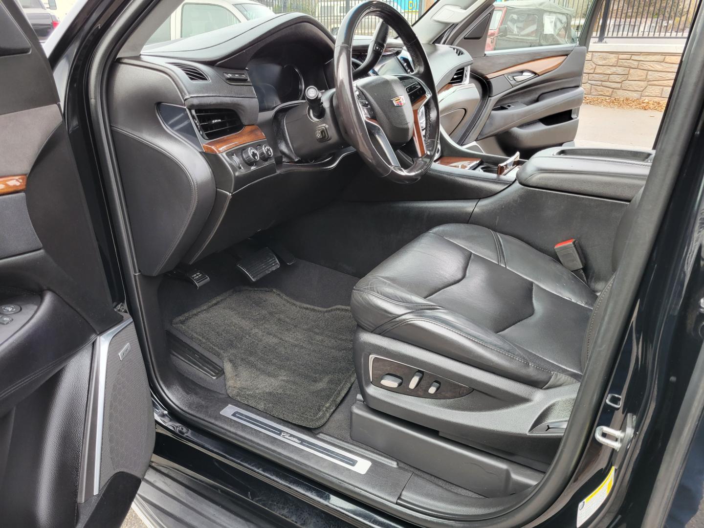 2018 Black /Black Cadillac Escalade ESV (1GYS4HKJ4JR) with an 6.2L V8 engine, 10 Speed Auto transmission, located at 450 N Russell, Missoula, MT, 59801, (406) 543-6600, 46.874496, -114.017433 - Photo#18